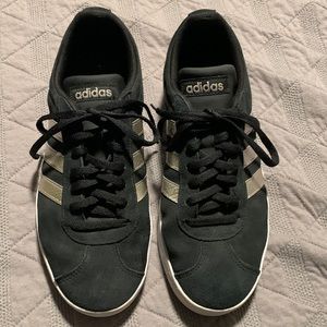 Women’s Black Adidas Court suede sneaker
